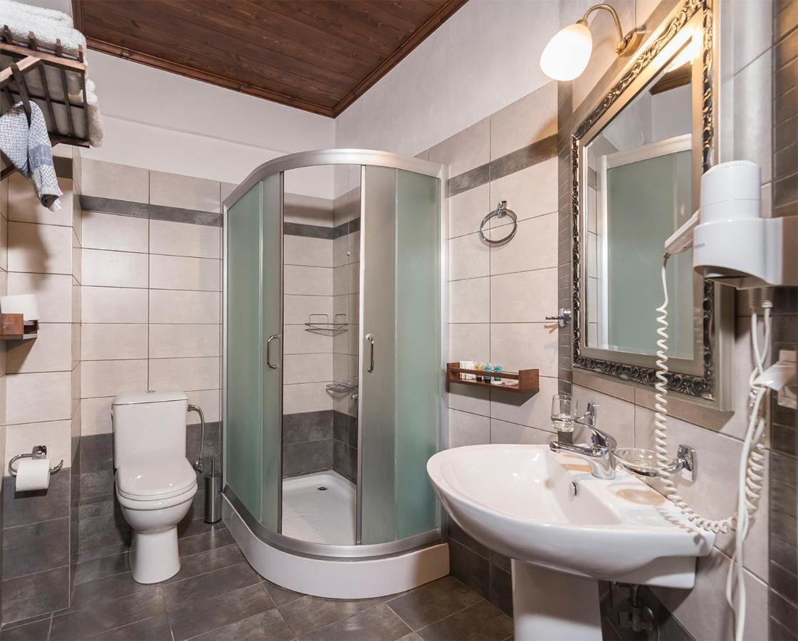 Hotel Dryades Elati  Luaran gambar